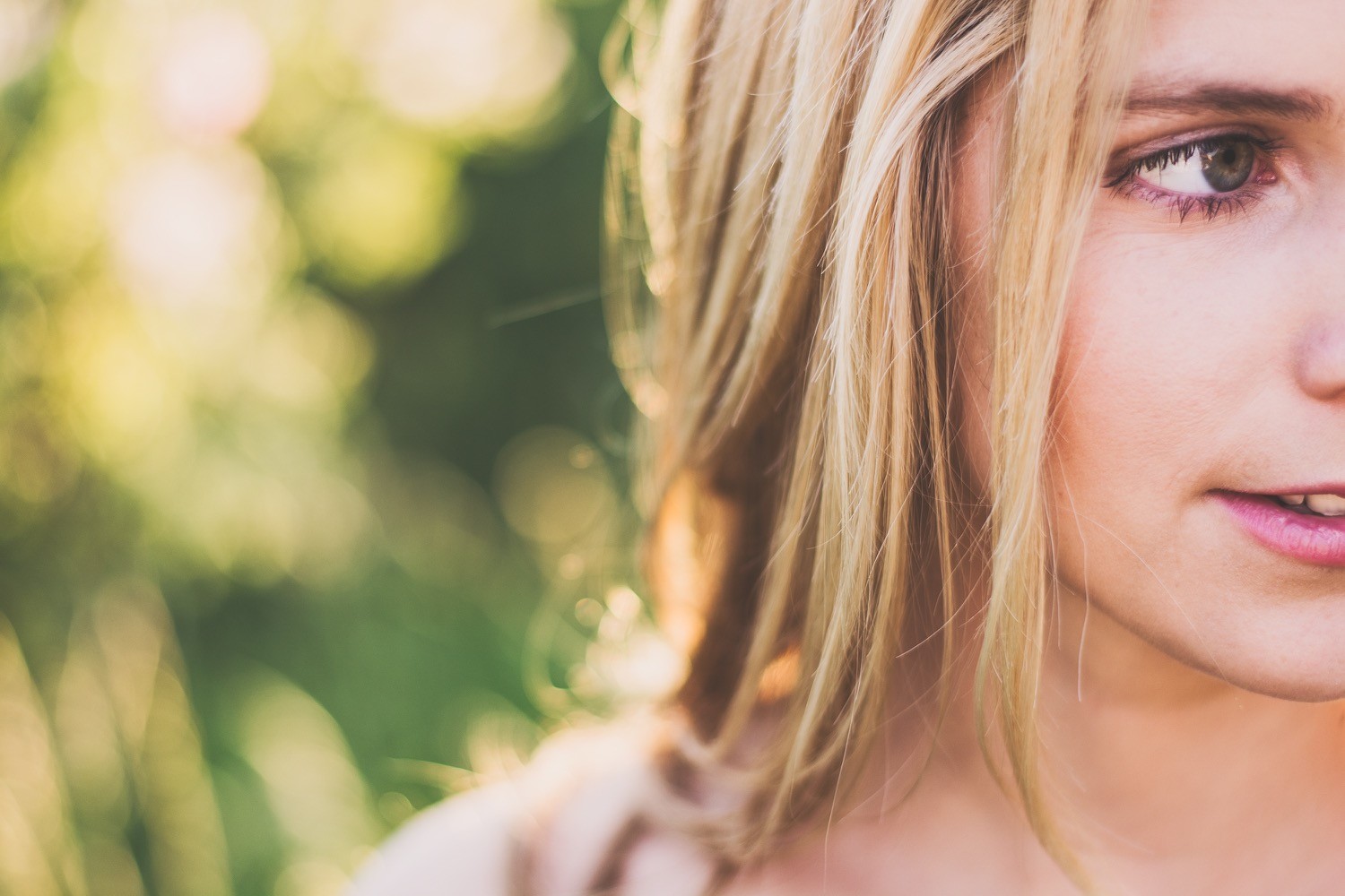 BM_Summer girl portrait_68530586