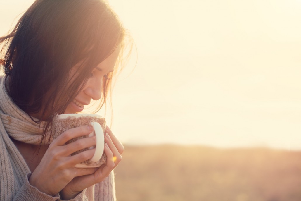 BM_matcha-tea-woman_72130513