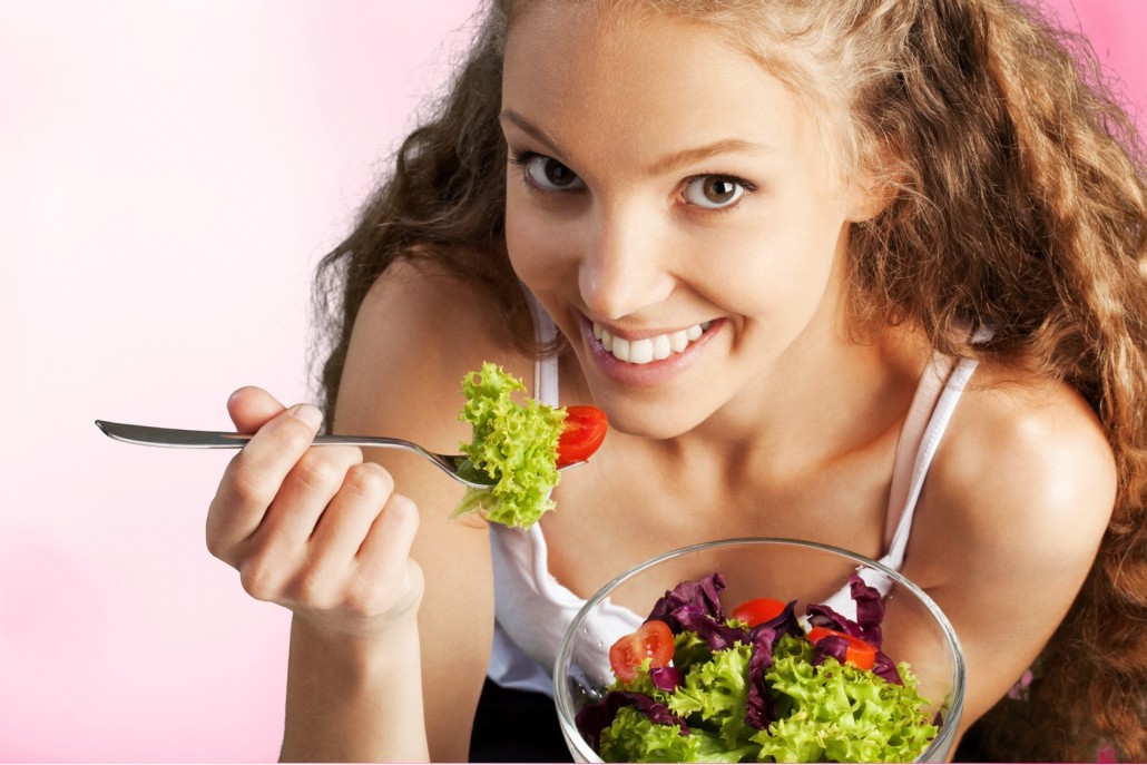 BM_eating-woman-healthy_99119135