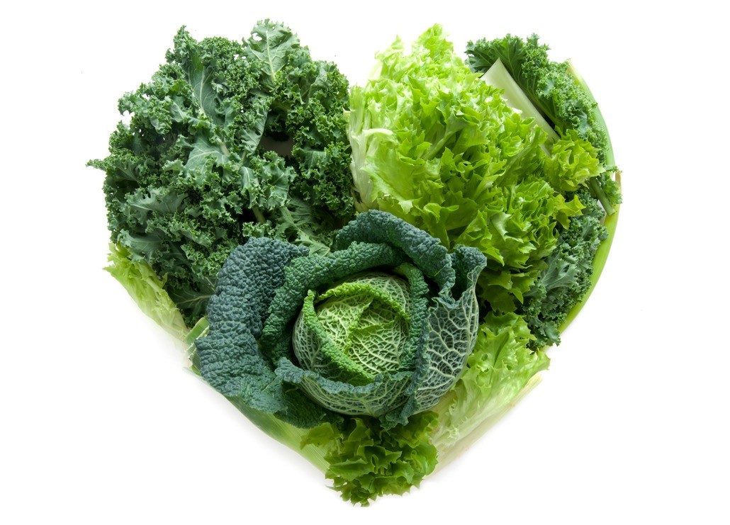 BM_Heart shape green vegetables_96256038