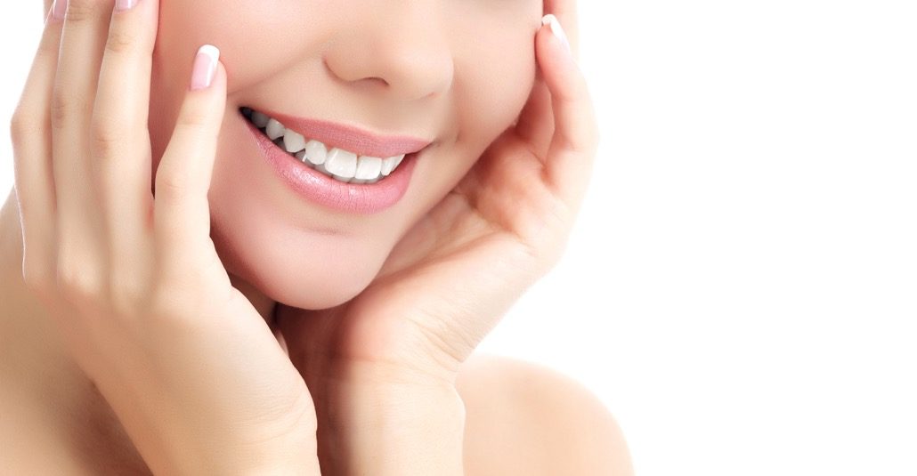 BM_Cheerful female with fresh clear skin_59755612