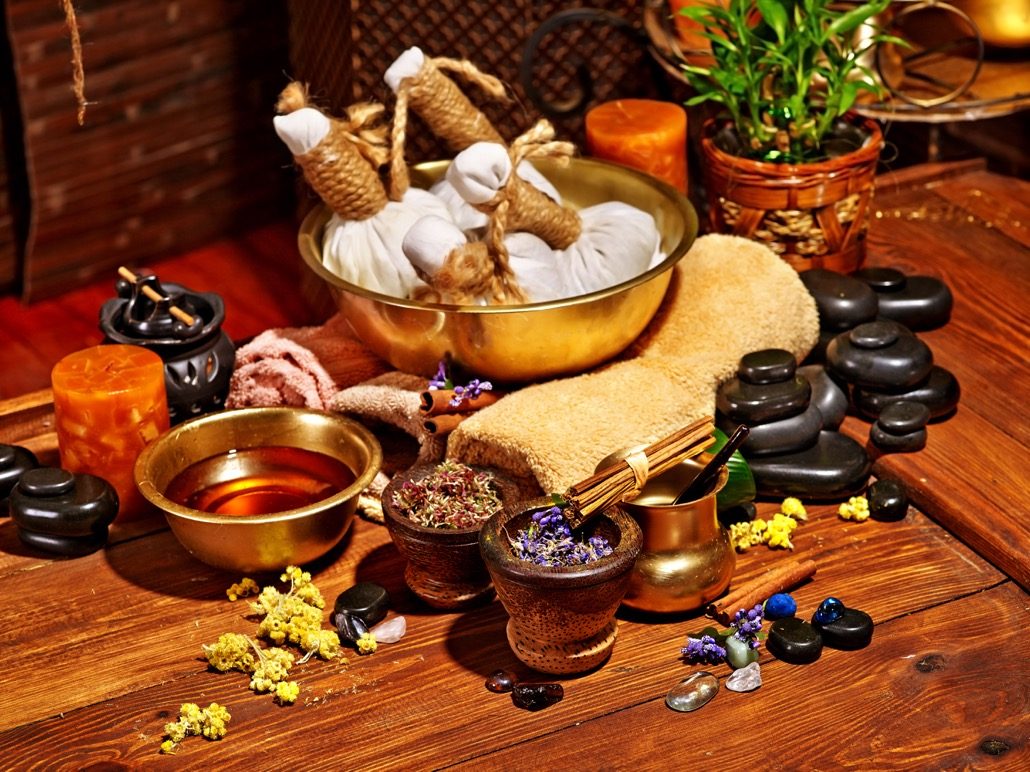 bm_ayurvedic-spa-massage-still-life_70868905